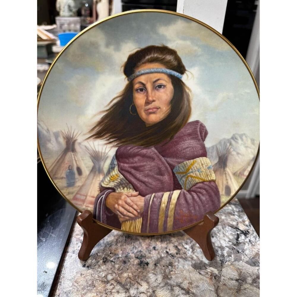8 Perillo Plates‎ collector
